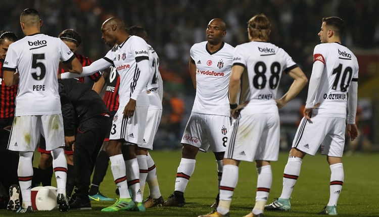 Beşiktaş, Süper Lig'deki Cuma kabusu