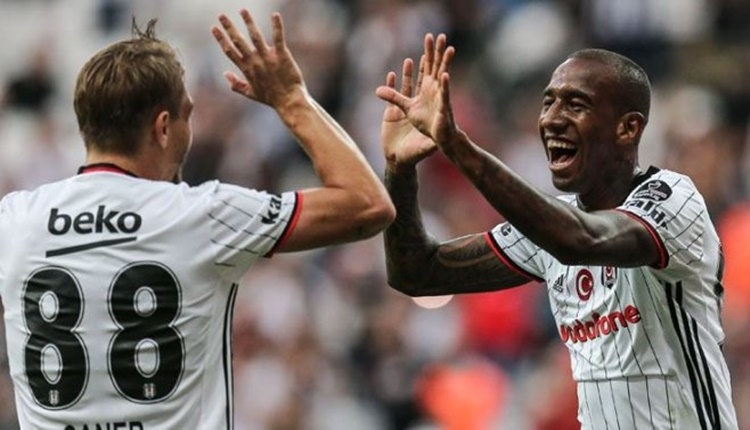 Beşiktaş'ta Anderson Talisca ve Caner Erkin barıştı