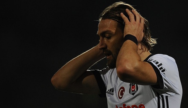 Beşiktaş'ta Caner Erkin'e verilen 6 maçlık cezaya Deniz Çoban'dan eleştiri