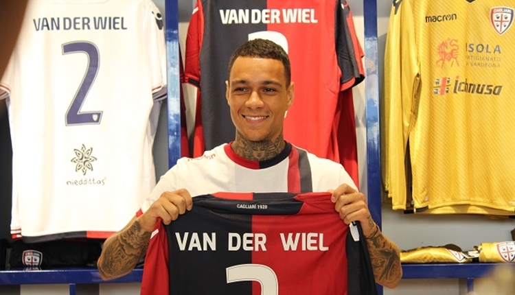 Fenerbahçe'de Van der Wiel, kulübeye hapsoldu