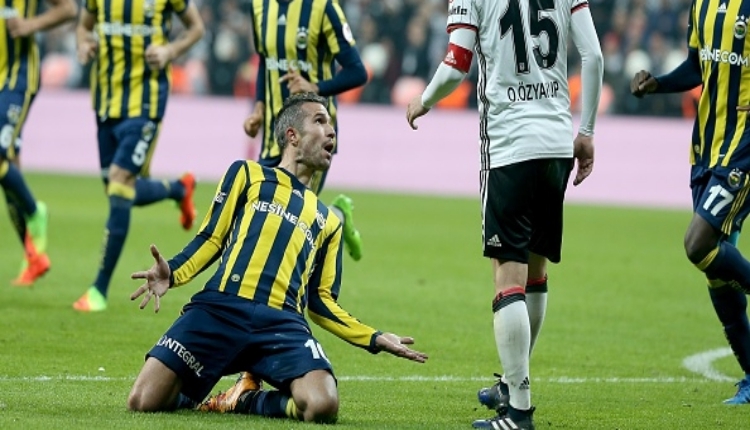 Fenerbahçeli Robin van Persie, Beşiktaş maçı için ifade verdi