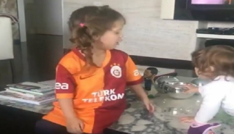 Galatasaray forması giyen dünyaca ünlü golcünün kızı