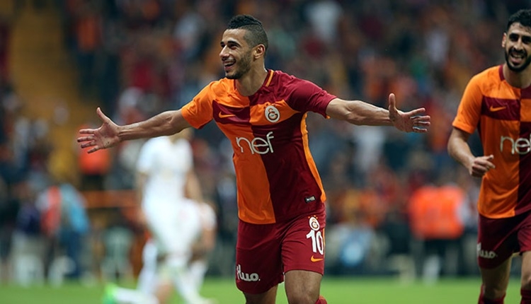 Galatasaray'da Belhanda, Wesley Sneijder'i solladı