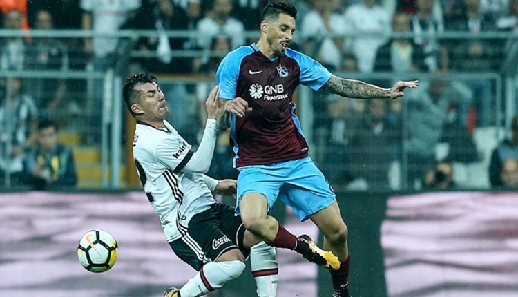 Trabzonspor'da Jose Sosa'dan anlamlı paylaşım