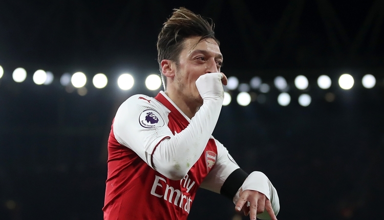 Arsenal 5-0 Huddersfield maç özeti ve golleri (İZLE)