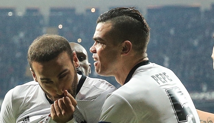Beşiktaşlı Pepe: 'Türk futbolunu çok iyi temsil ediyoruz'