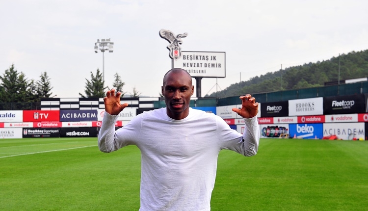 Beşiktaş'ta Atiba Hutchinson: 'Sözleşme görüşmesine açığım'