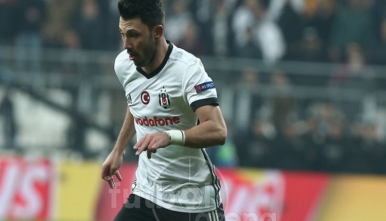 Beşiktaş'ta Tolgay Arslan sözleşmesini uzattı! Canlı yayında...