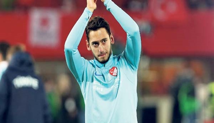 Hakan Çalhanoğlu: 'Milan'a alışmak kolay değildi