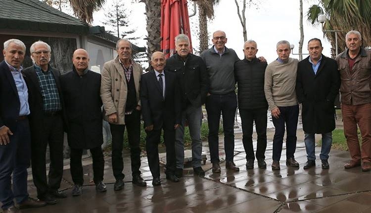 Trabzonspor'da Rıza Çalımbay, efsane futbolcuları ağırladı