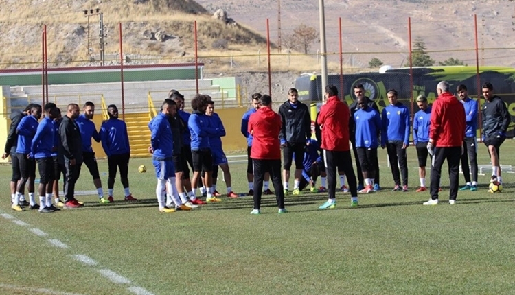 Yeni Malatyaspor'da Erol Bulut oyuncularını uyardı! 