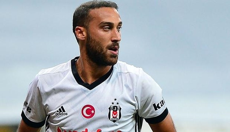 Beşiktaş'ın yıldızı Cenk Tosun'dan transfer açıklaması