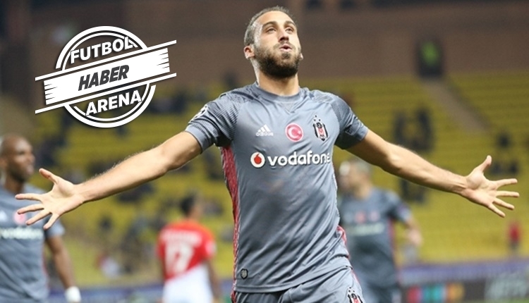 Cenk Tosun Beşiktaş'tan ayrılmaya sıcak bakıyor mu?