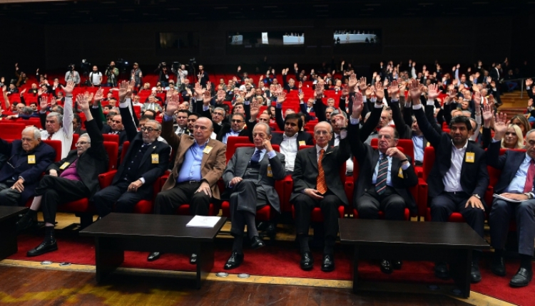 Galatasaray'da bütçe revizesi kabul edildi