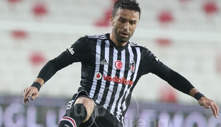 Gökhan Gönül: 'Top benden çıktı.' Sivasspor - Beşiktaş maçında ilginç olay!