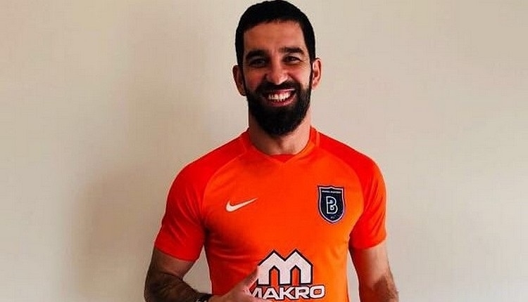 Arda Turan İstanbul'da İmparator tezahüratıyla karşılandı