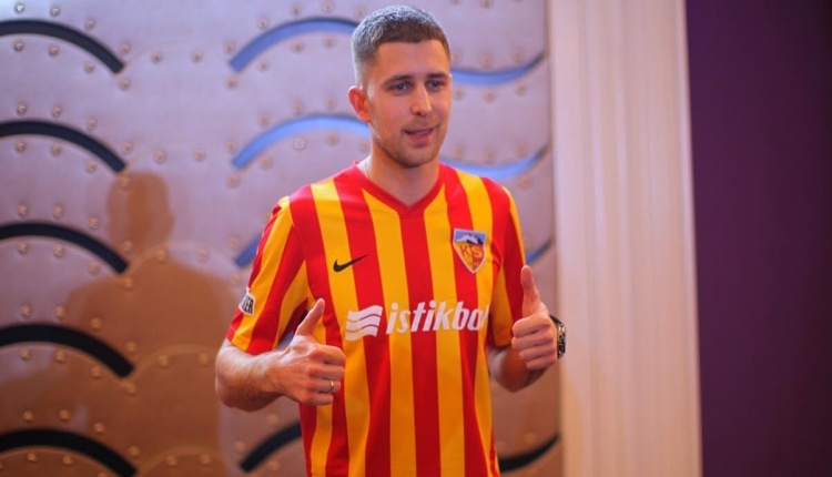 Artem Kravets resmen Kayserispor'da