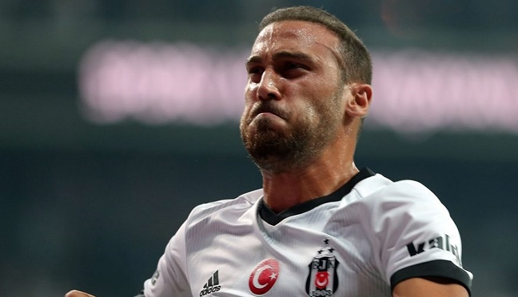 Cenk Tosun'dan Trabzonsporlu yıldıza: 'Büyük oynuyor.'