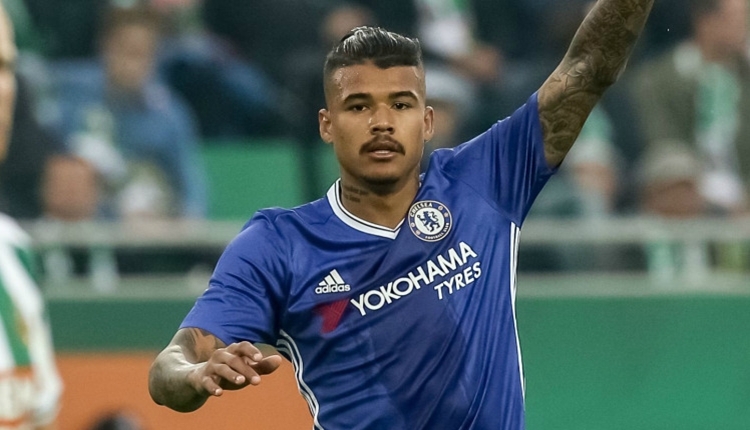 Chelsea, Kenedy'i Newcastle United'a kiraladı