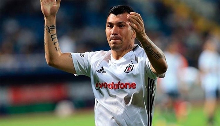 Şenol Güneş'ten Gary Medel'e tam not