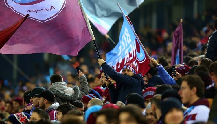 Trabzonsporlu futbolculardan Mehmetçiğe destek