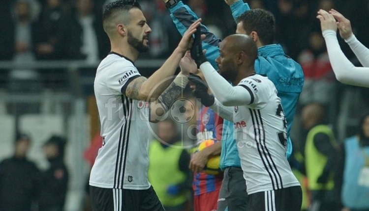 Alvaro Negredo hayal kırıklığı yaratıyor