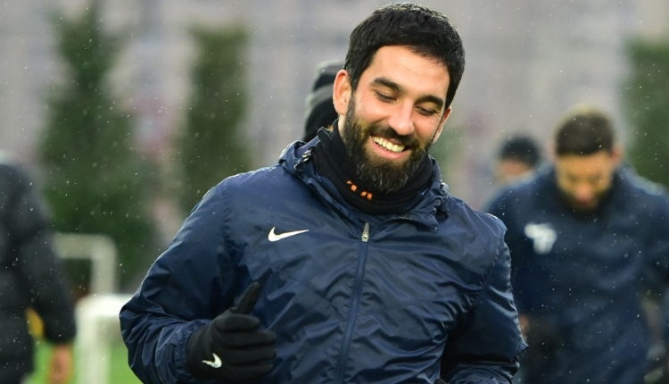 Arda Turan sakatlandı! Maç kadrosundan çıkartıldı