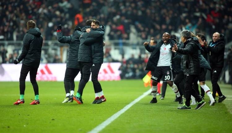 Beşiktaş'tan Fenerbahçe'ye şarkılı gönderme! Maç sonunda...