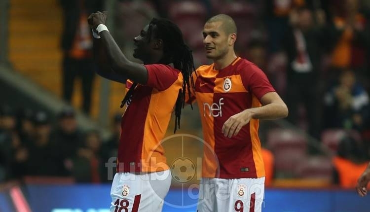 Eren Derdiyok, Bafetimbi Gomis'i de yaktı