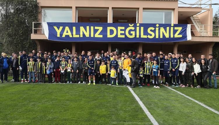 Fenerbahçe taraftarından takıma büyük destek 