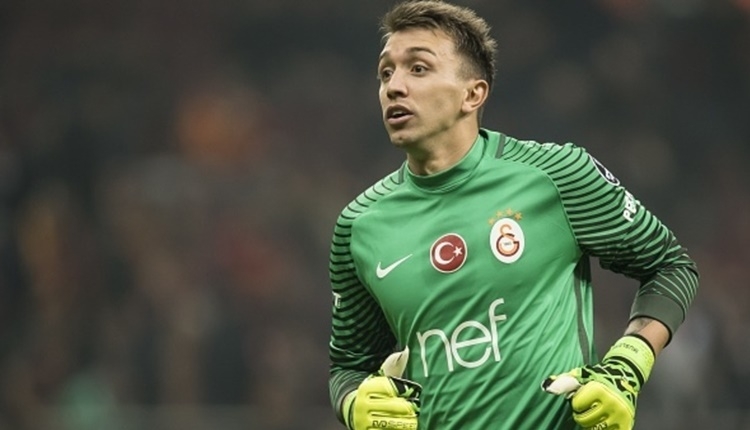 Fernando Muslera'nın form düşüklüğü sebebi antrenörler mi?