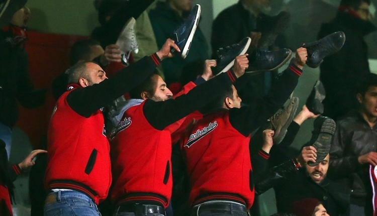 Gençlerbirliği taraftarından Şenol Güneş'e protesto