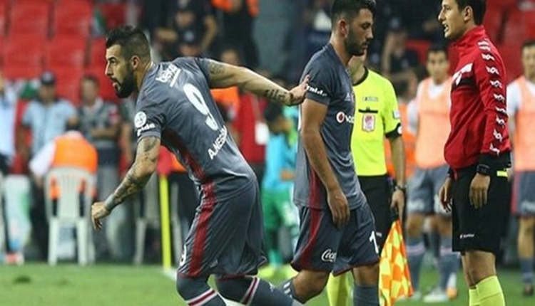 UEFA'dan Alvaro Negredo'ya yakın takip