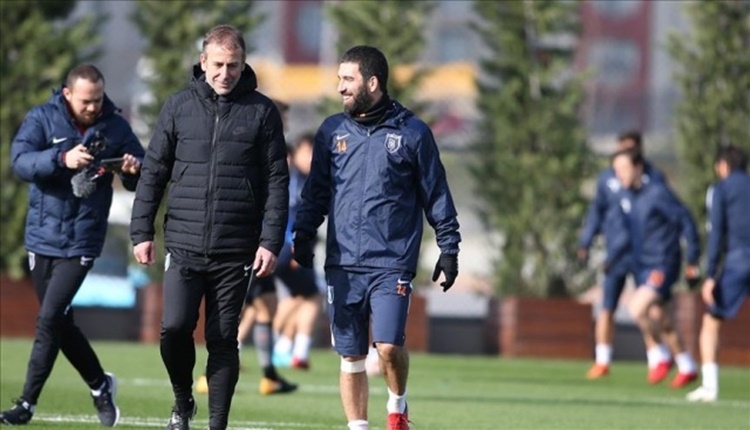 Başakşehir'de Akhisarspor maçı öncesi sakat ve cezalı oyuncular