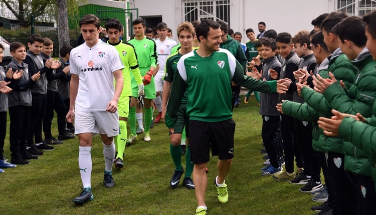 Batalla, U15 takımı ile çalıştı! 'Büyüyünce böyle olun'