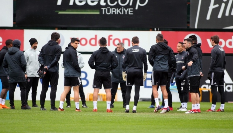 Beşiktaş, Alanyaspor maçına hazırlanıyor