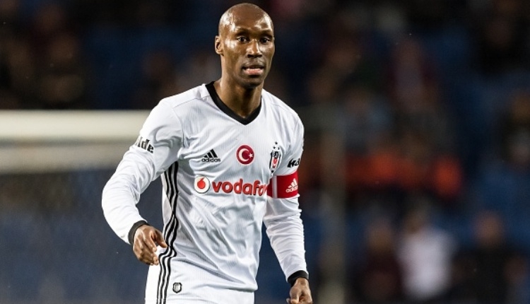 Beşiktaş yönetimi Atiba'nın sözleşme uzatıyor