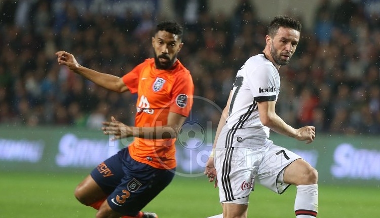 Clichy ve Elia'dan Beşiktaş maçının hakemine tepki: 