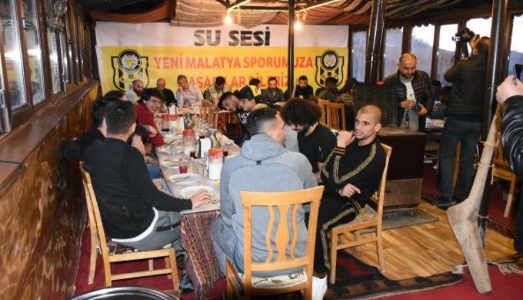 Evkur Yeni Malatyaspor'da Fenerbahçe maçı öncesi moral yemeği