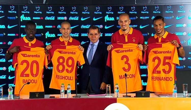 Galatasaray'dan menajerlere servet