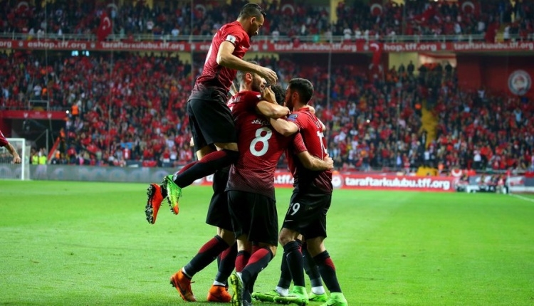 Karadağ-Türkiye maçının biletleri satışa çıktı	