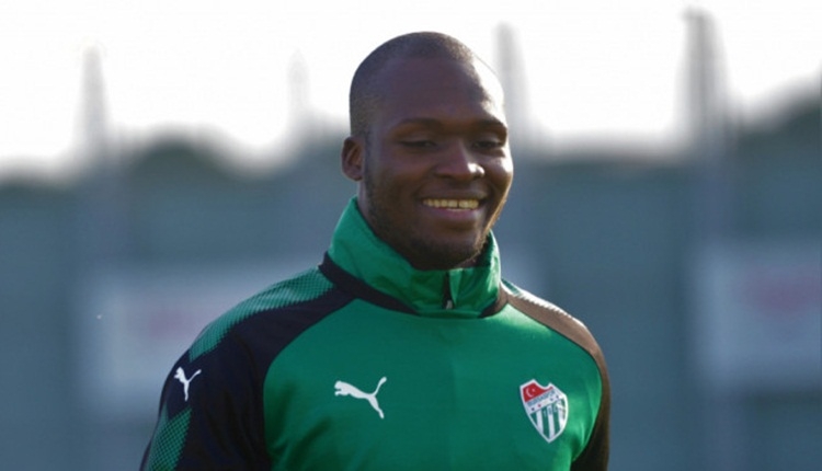 Moussa Sow sakatlığını atlattı! Bursaspor'a müjdeli haber