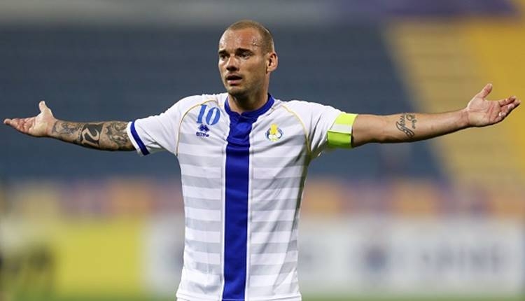 Wesley Sneijder Katar'da gollerine devam ediyor