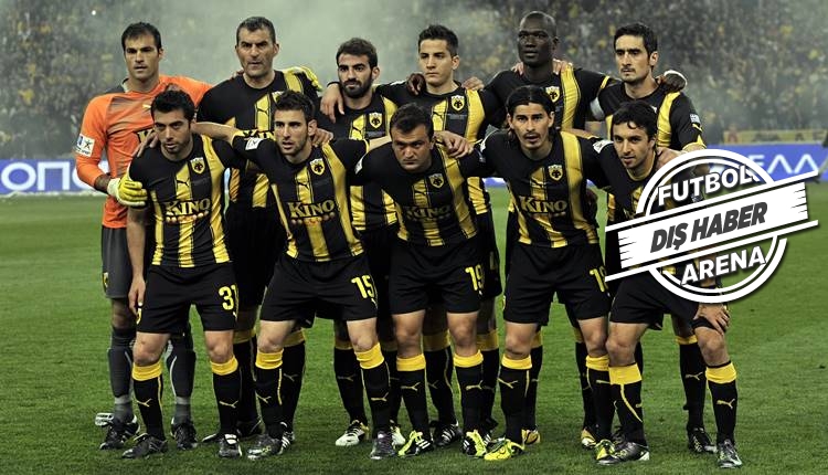 AEK'ten Türkiye'de tutuklu Yunan askerine imzalı forma