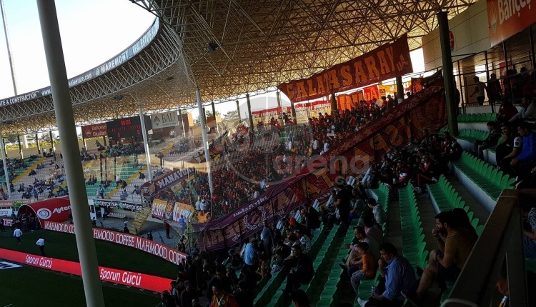 Alanyaspor maçı öncesi Galatasaray taraftarından Fenerbahçe'ye küfür