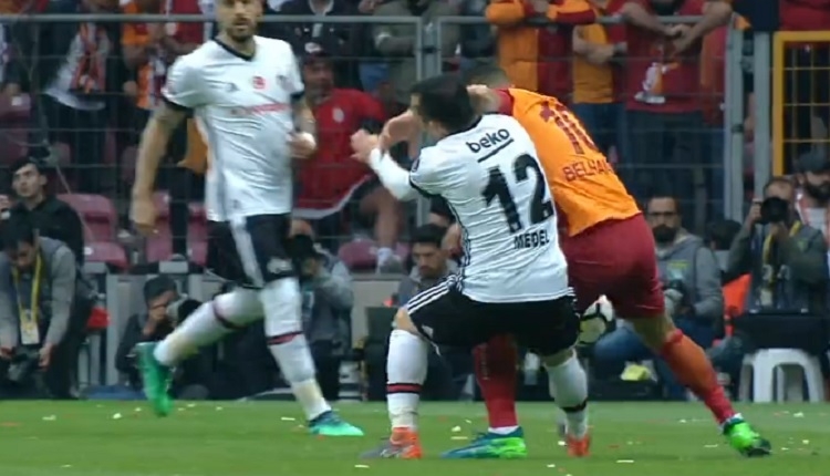 Belhanda'dan Medel'e dirsek! Cezalı duruma düştü