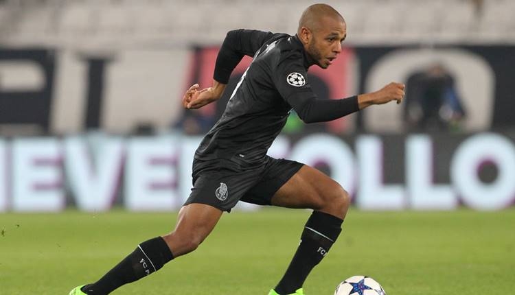 BJK Transfer: Beşiktaş Yacine Brahimi'yi alacak mı?