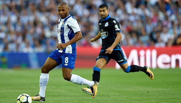 Beşiktaş transfer: Yacine Brahimi'nin menajerinden açıklama