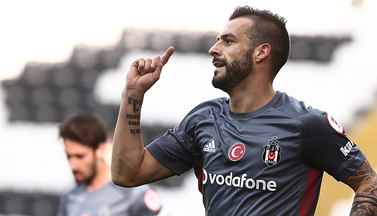 Beşiktaş'ta Negredo sezonu kapattı mı? (Negredo'nun sakatlığında son dakika)