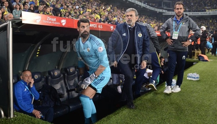 Fenerbahce Antalyaspor Maci Seyircisiz Mi Oynanacak Fb Kac Mac Ceza Alacak